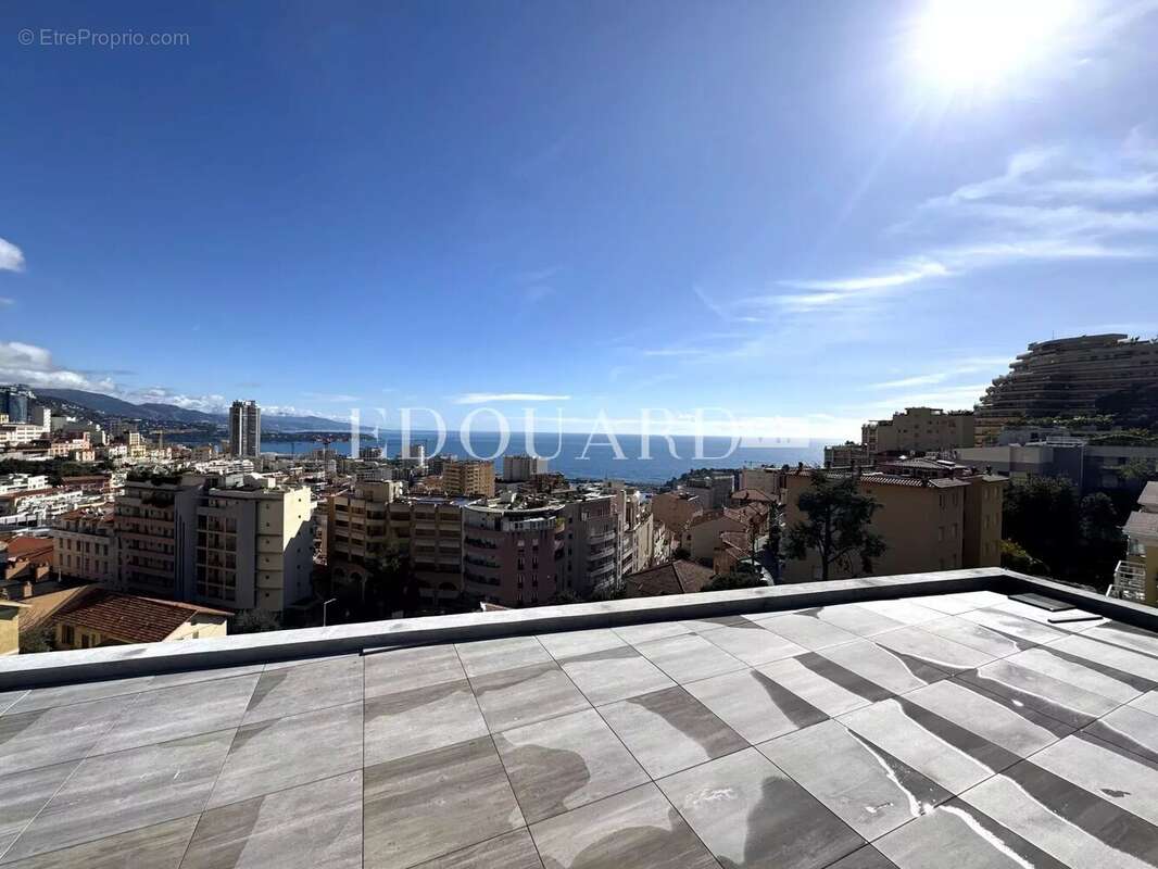 Appartement à BEAUSOLEIL