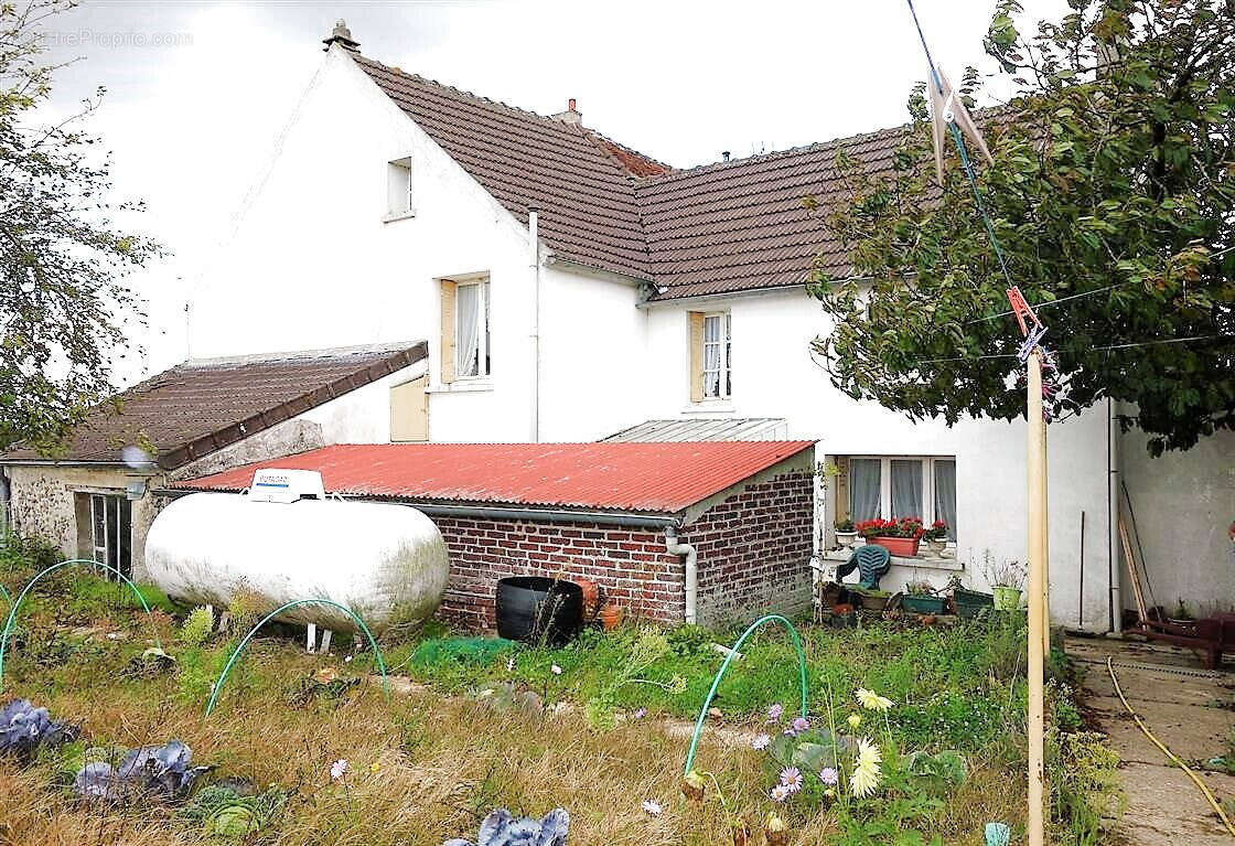 Maison à SAACY-SUR-MARNE