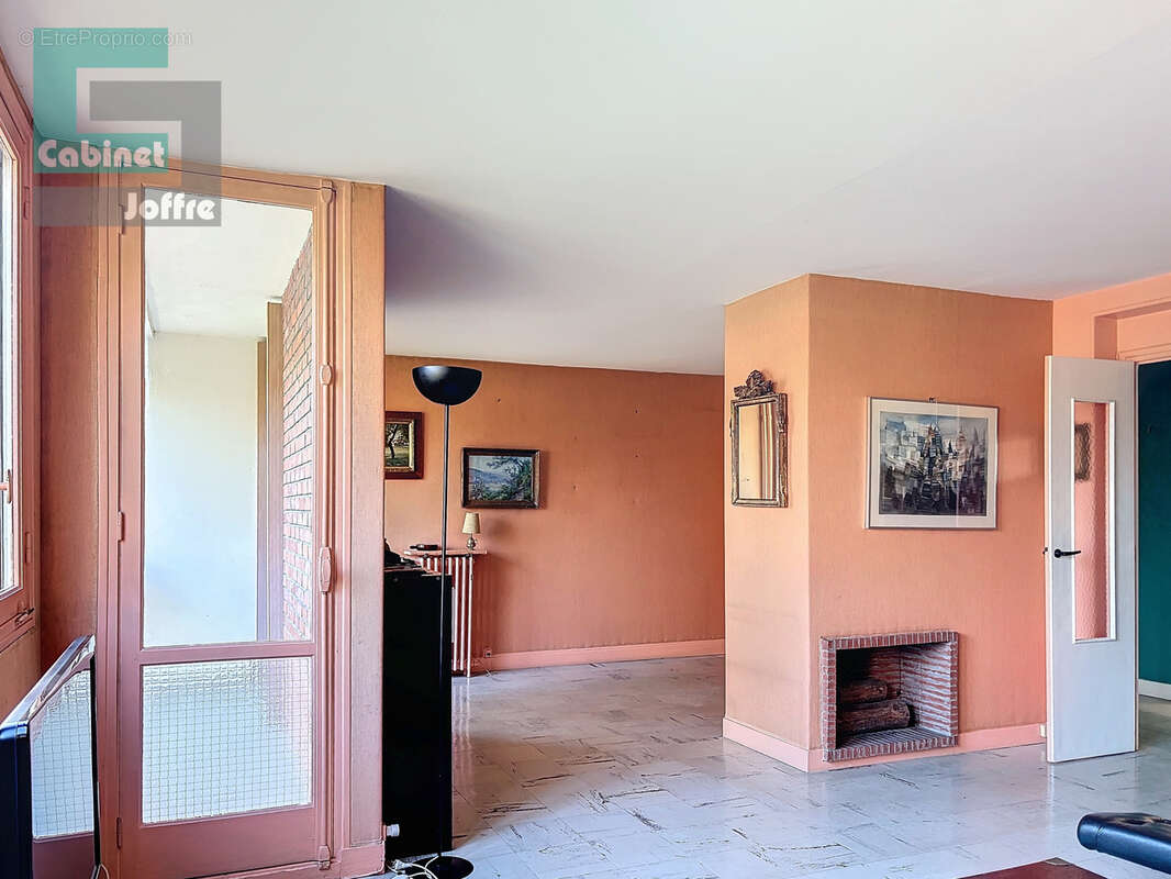 Appartement à AVON