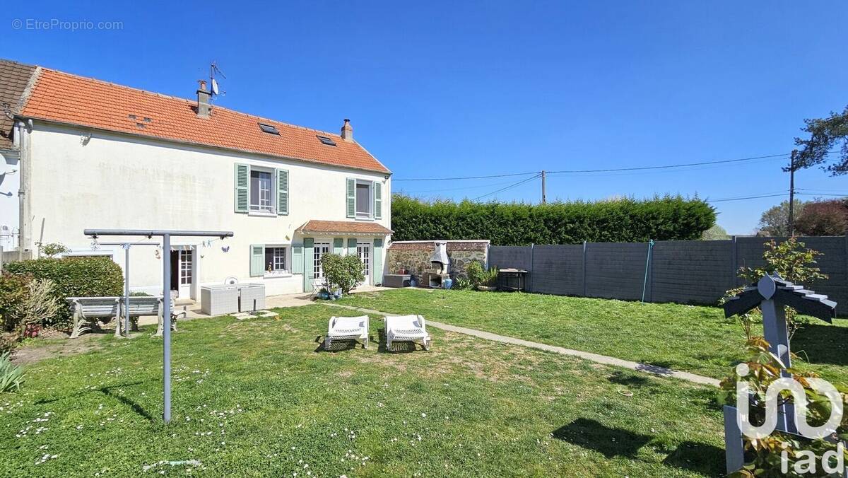 Photo 1 - Maison à LA FERTE-SOUS-JOUARRE