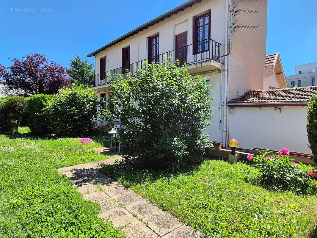 Appartement à VILLEURBANNE
