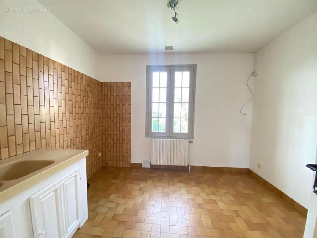 Maison à BELLEGARDE