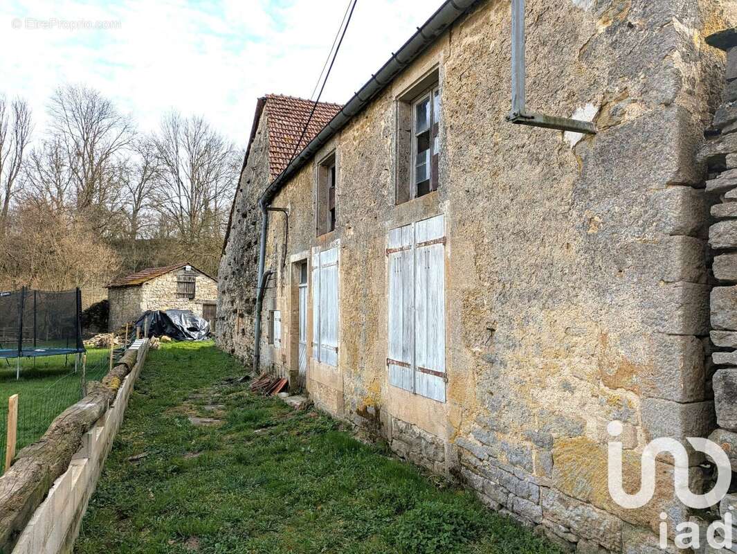 Photo 2 - Maison à SAINTS-GEOSMES