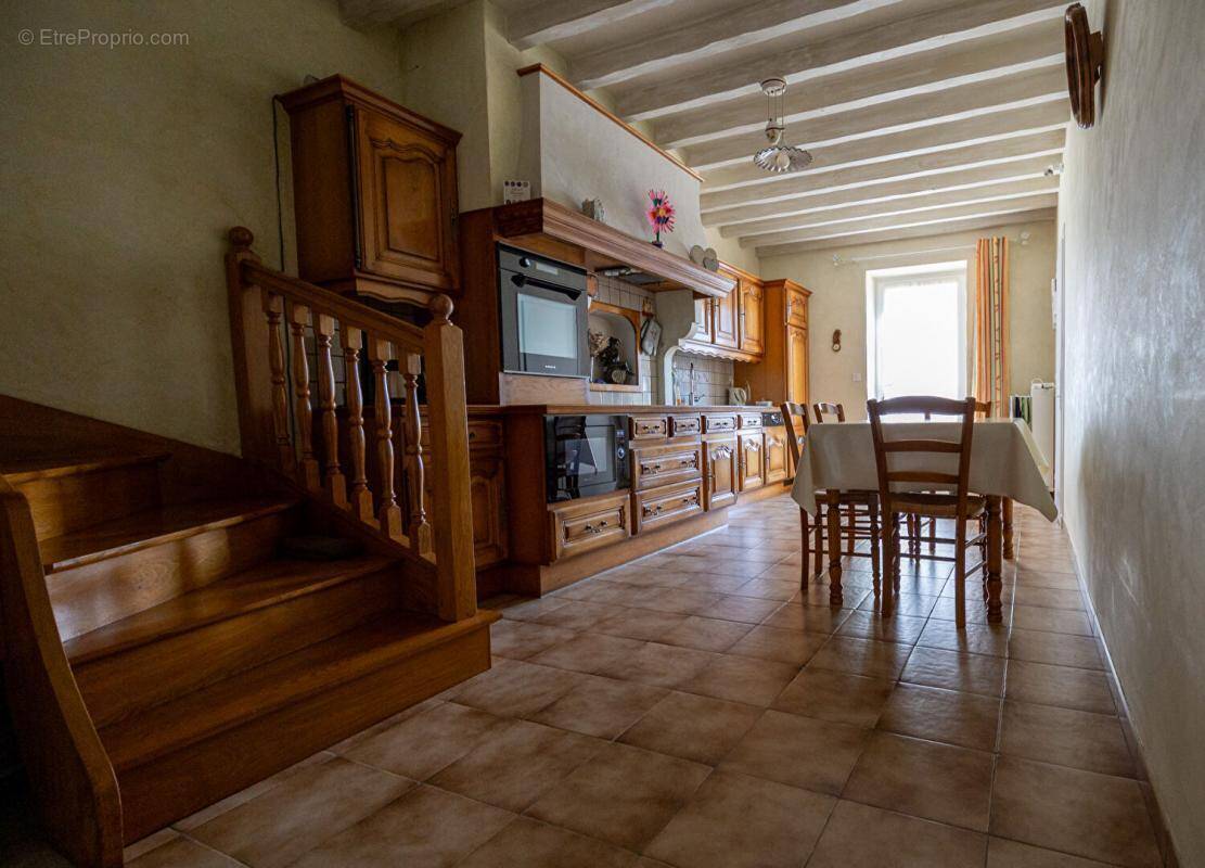 Maison à VIOLAY