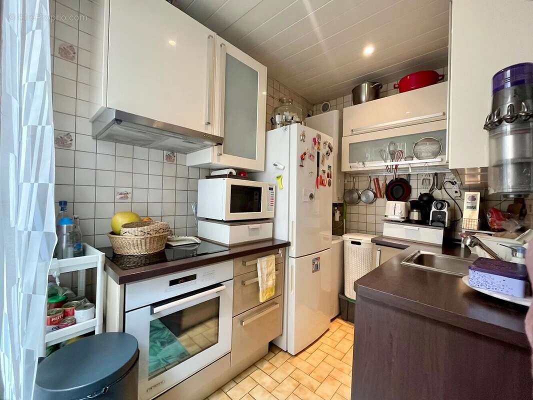 Appartement à PARIS-18E