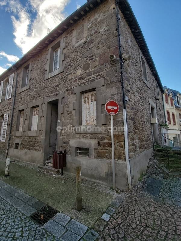 Appartement à LAMBALLE