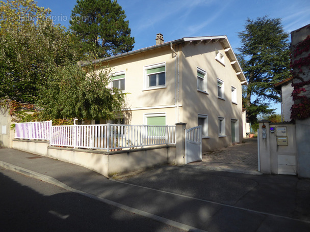 Maison à GRIGNY