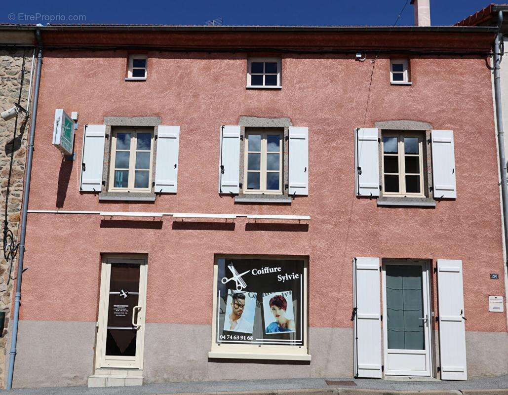 Maison à VIOLAY