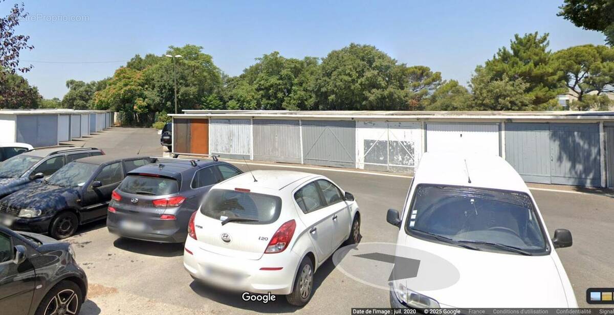 Parking à MARSEILLE-12E