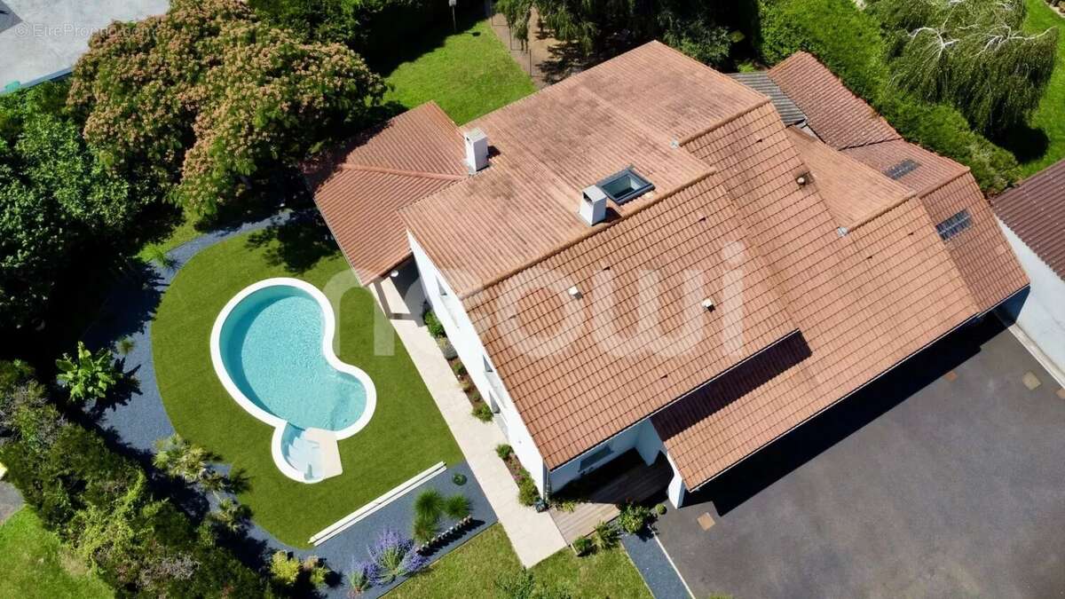 Maison à MARSAT