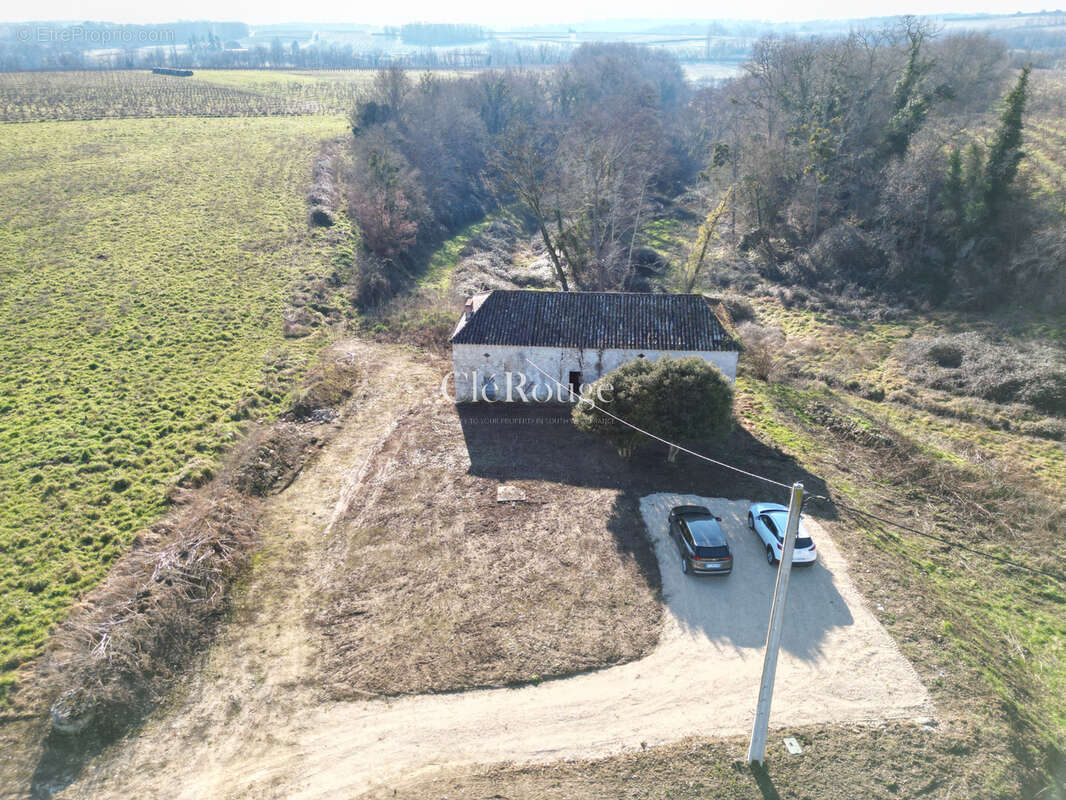 Maison à GENSAC