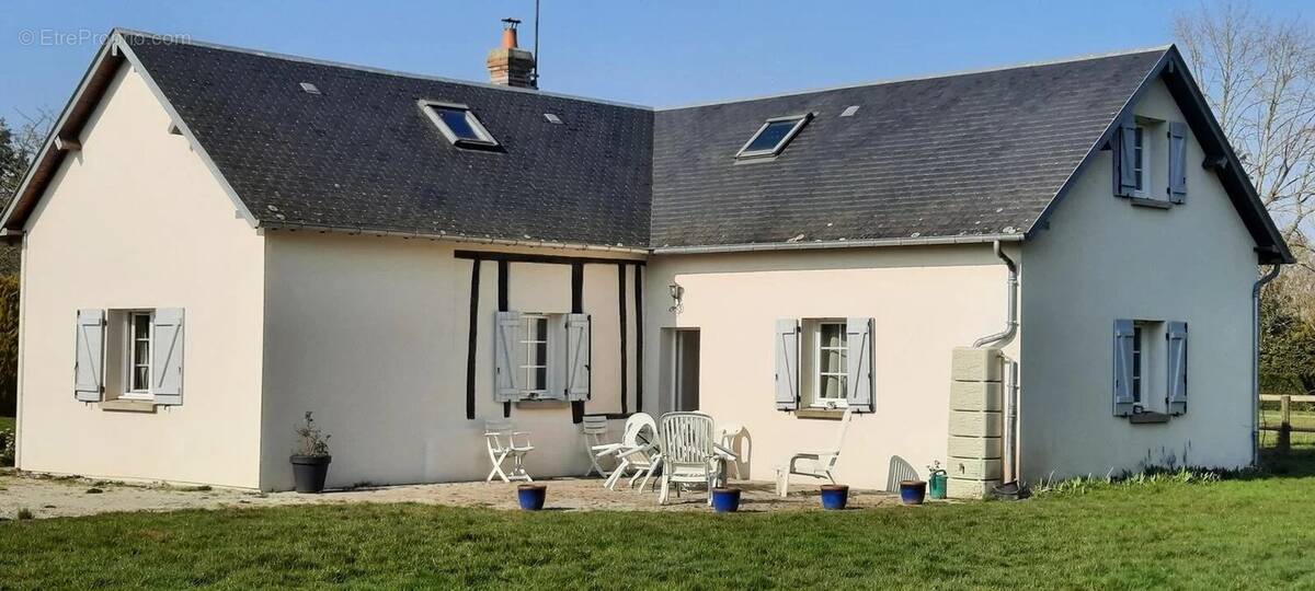 Maison à LA BARRE-EN-OUCHE