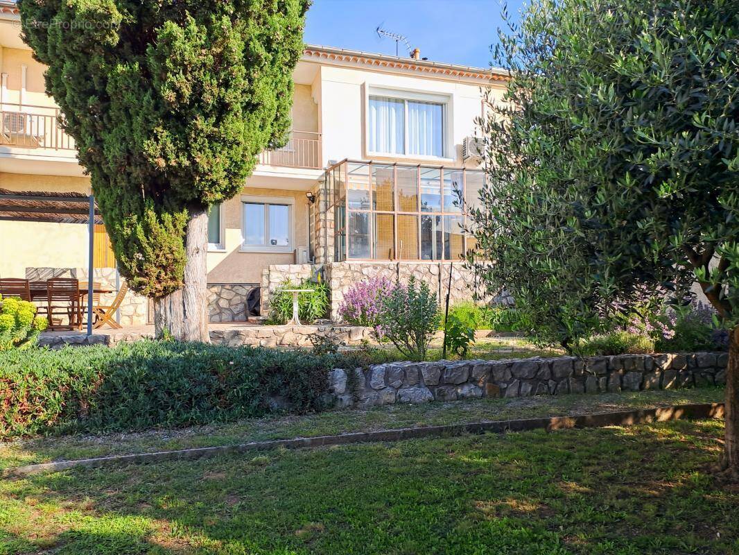 Maison à CHATEAU-ARNOUX-SAINT-AUBAN