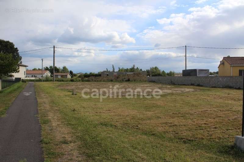 Terrain à RIEUX
