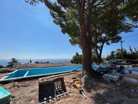 Maison à ROQUEBRUNE-CAP-MARTIN
