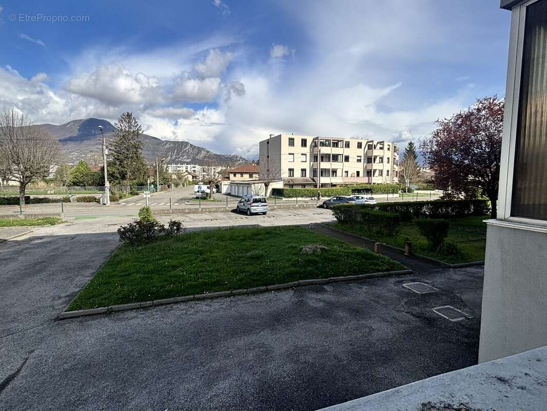 Appartement à FONTAINE