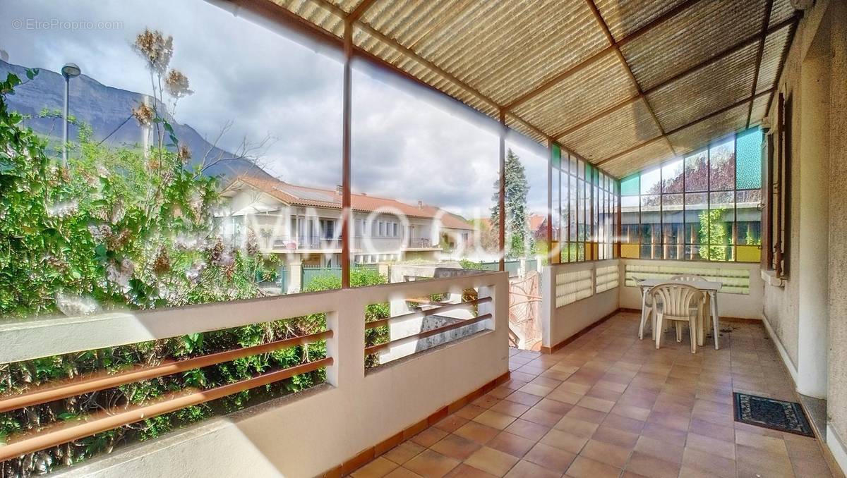 Maison à CLAIX