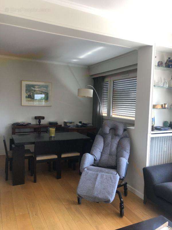 Appartement à SAINT-GRATIEN