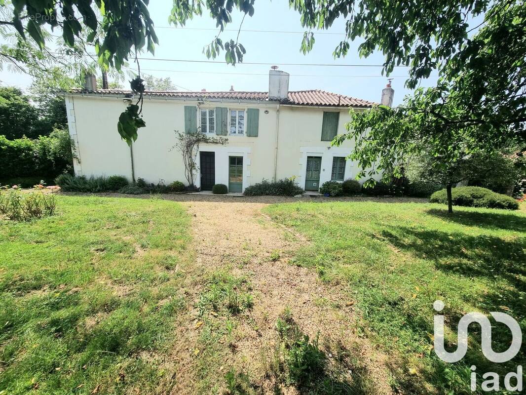 Photo 1 - Maison à SAINTE-HERMINE