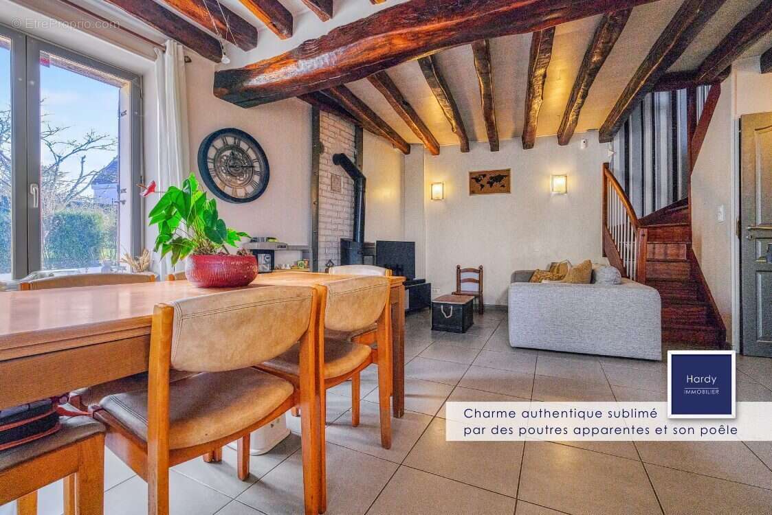 Maison à ENNERY