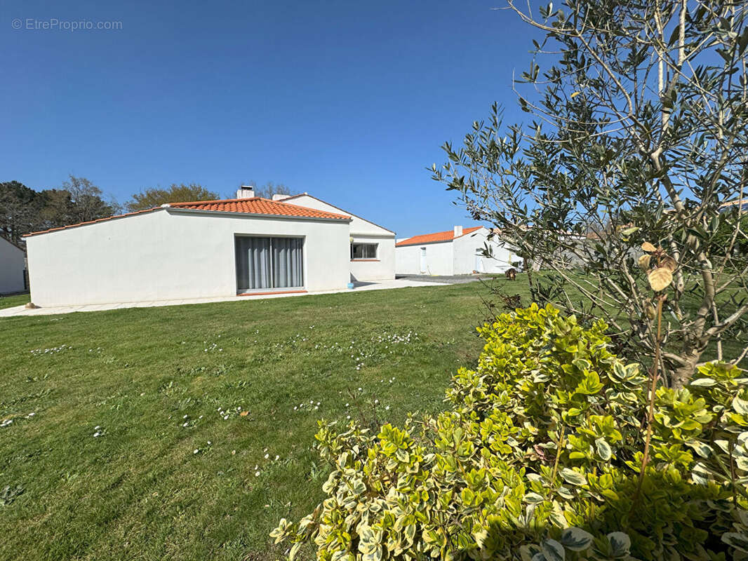 Maison à AIZENAY