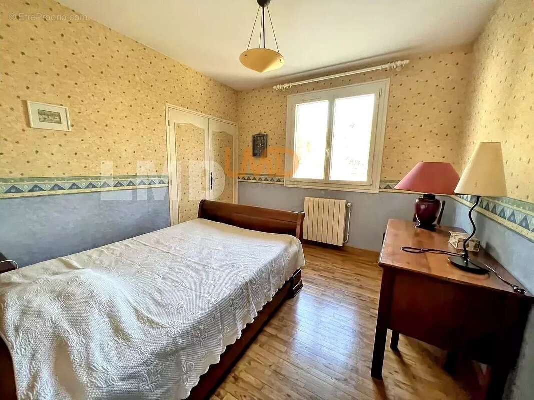 Maison à BOLLENE
