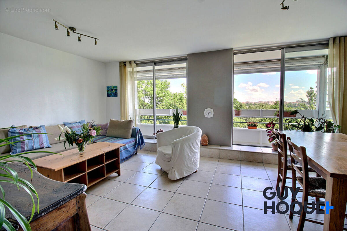 Appartement à LYON-9E