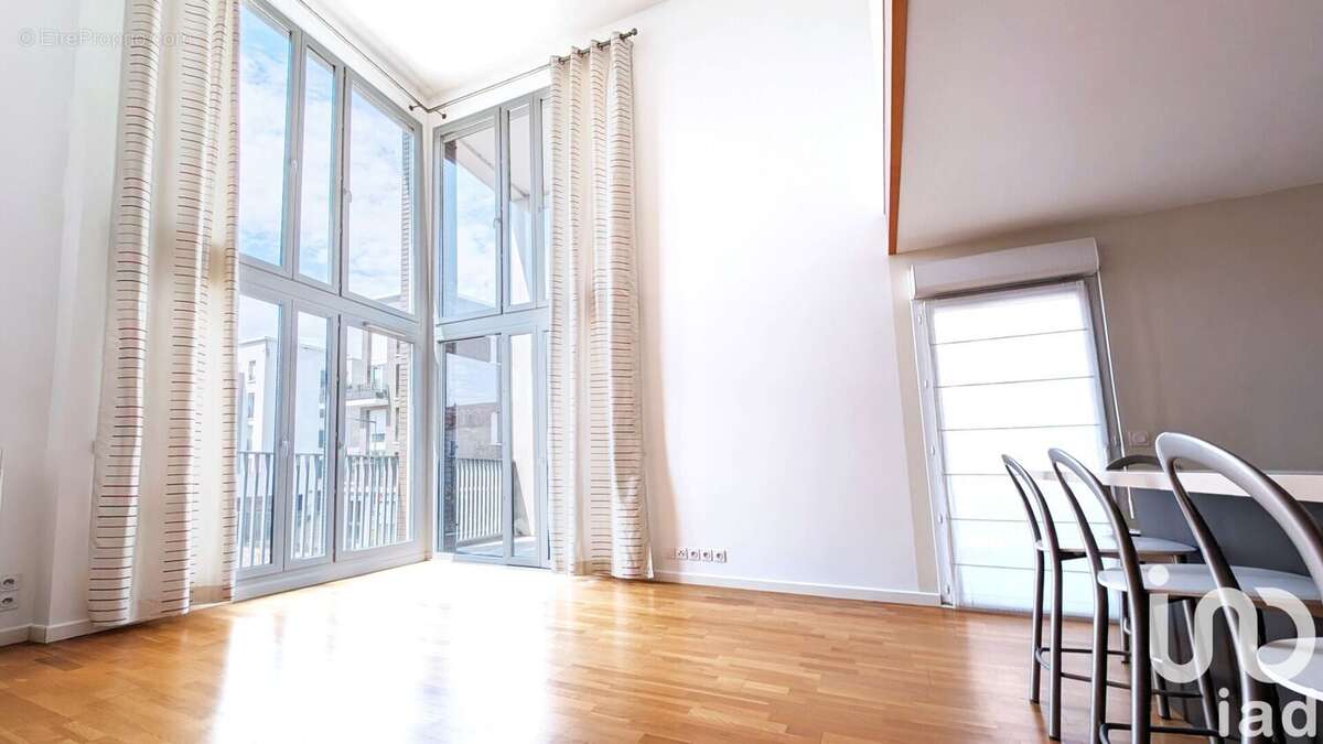 Photo 2 - Appartement à JUVISY-SUR-ORGE