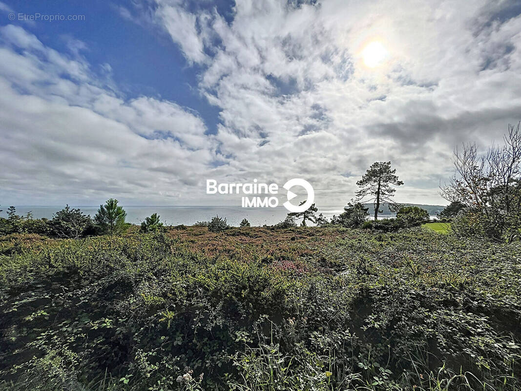 Terrain à CROZON