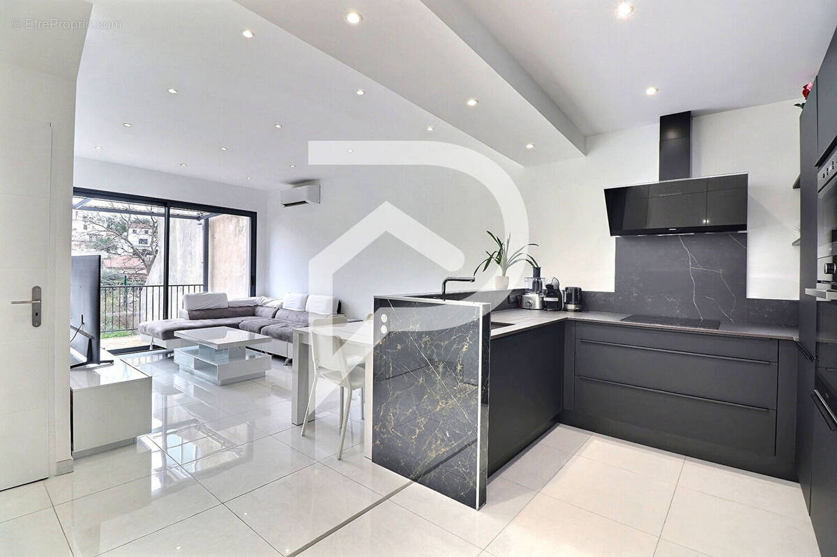 Maison à MARSEILLE-13E
