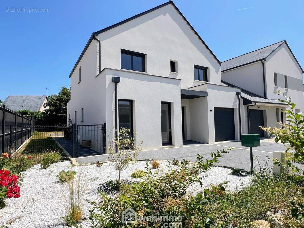 Belle maison de 2022 de 137 m². - Maison à MONTREUIL-JUIGNE
