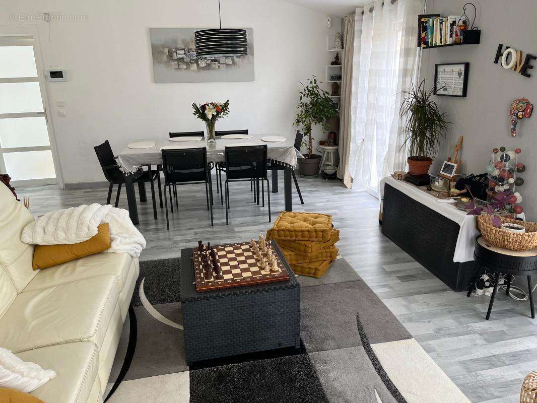 Maison à SERVIAN