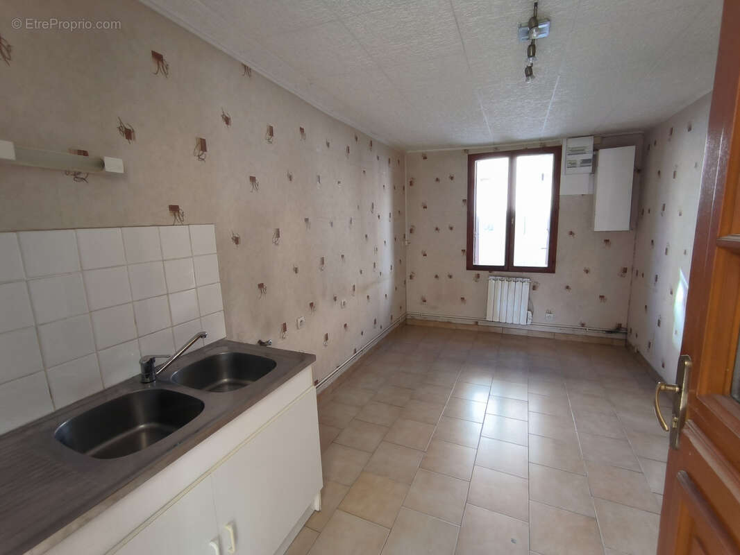 Appartement à CAUDEBEC-LES-ELBEUF