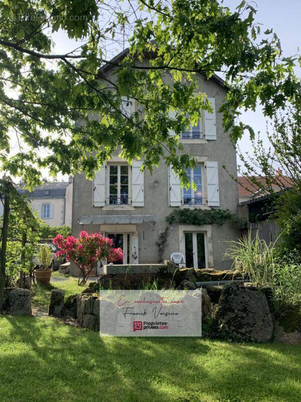 Maison à LA FLOCELLIERE