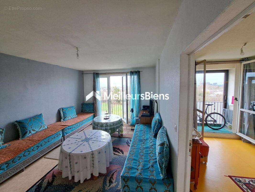 Appartement à LA CHAPELLE-SAINT-LUC