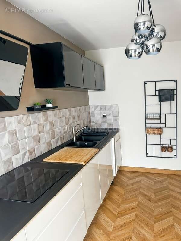 Appartement à JUVIGNAC