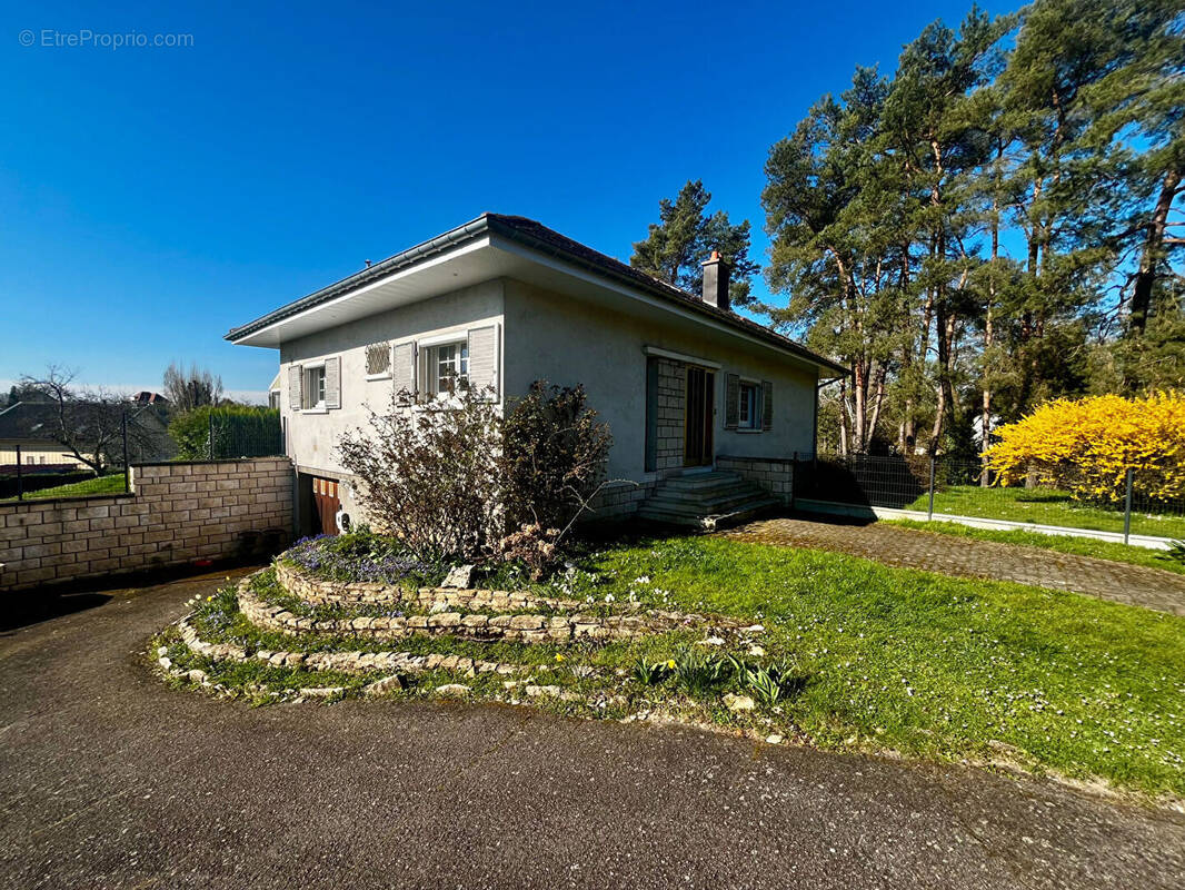 Maison à VITTEL