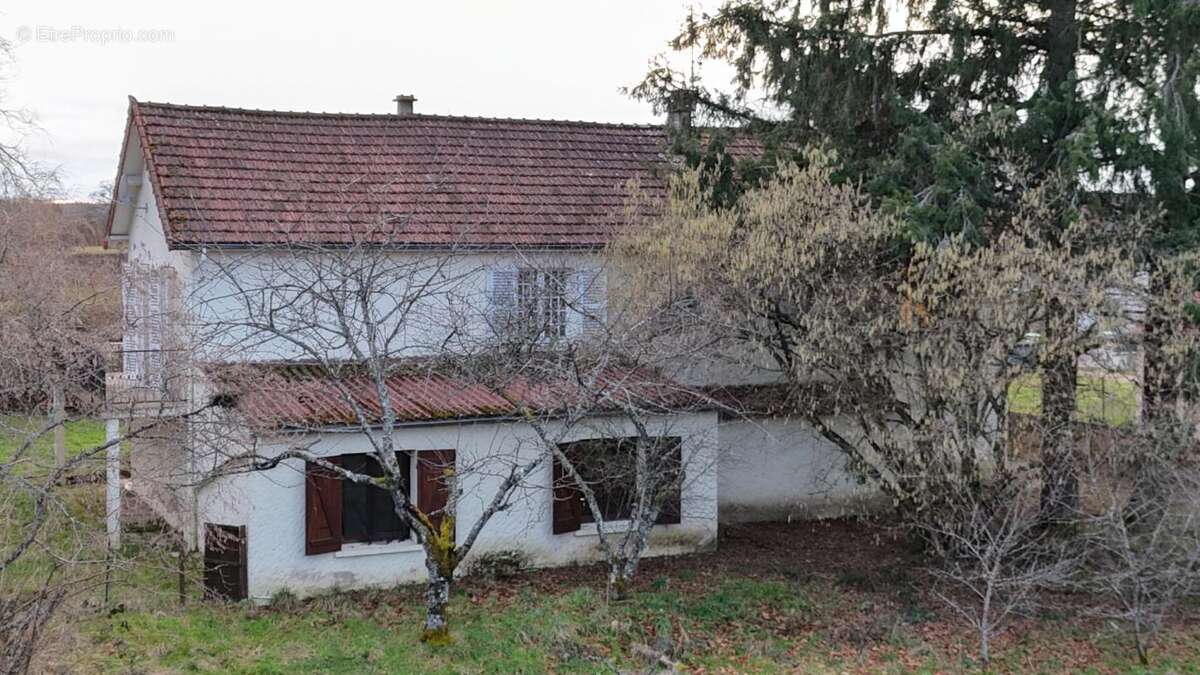 Maison à AUXY