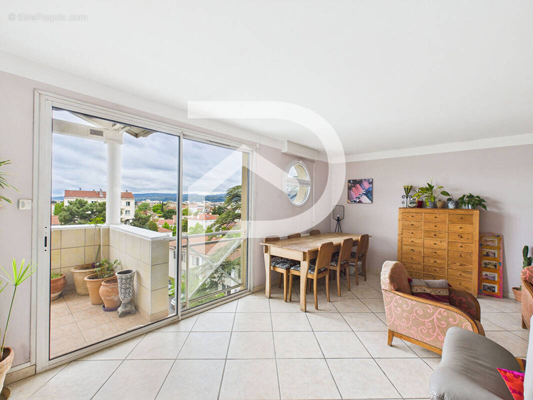 Appartement à VALENCE