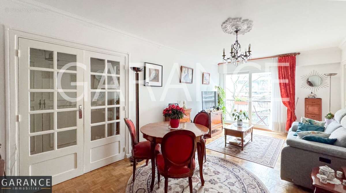 Appartement à PARIS-12E