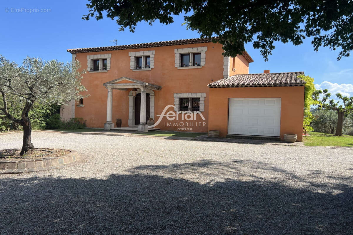 Maison à TRANS-EN-PROVENCE