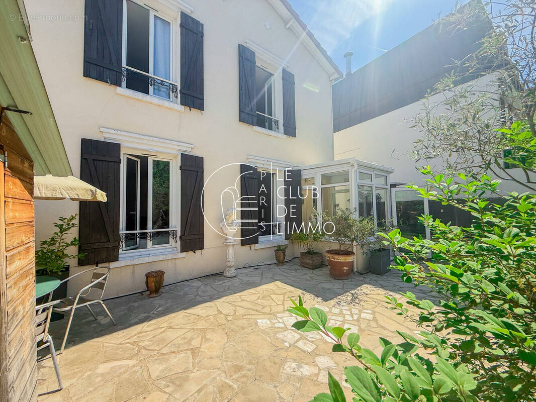 Maison à SAINT-CLOUD