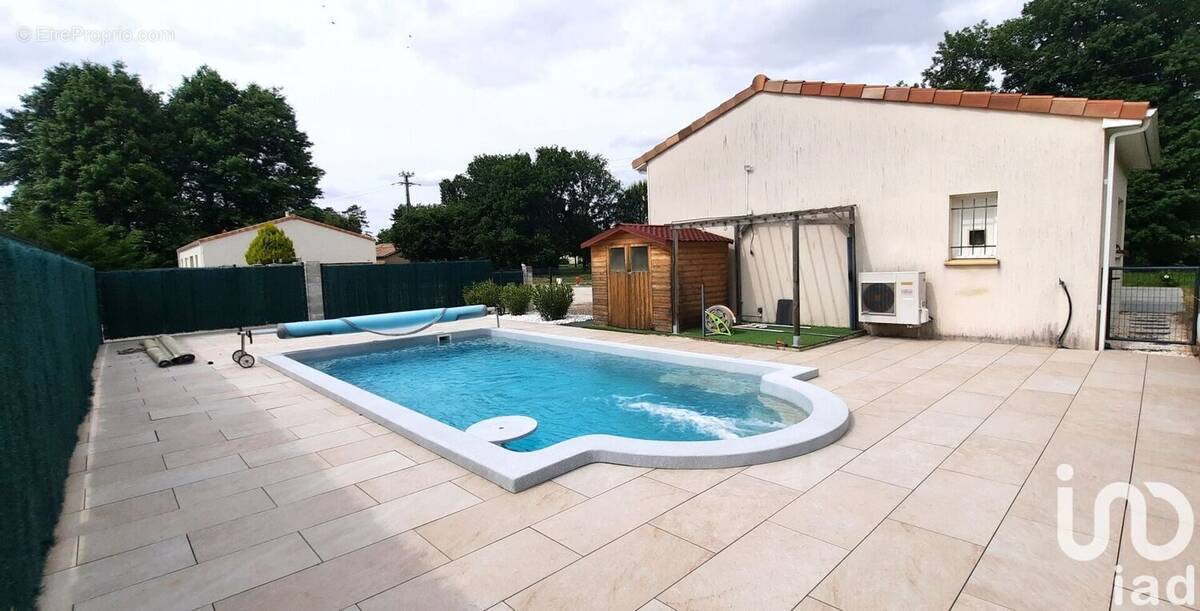 Photo 1 - Maison à LA VILLE-DIEU-DU-TEMPLE