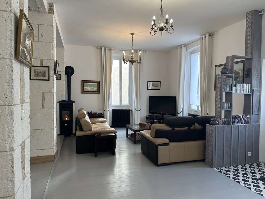 Maison à CHALAIS