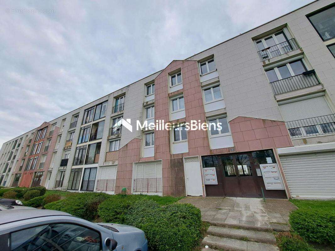 Appartement à LA CHAPELLE-SAINT-LUC