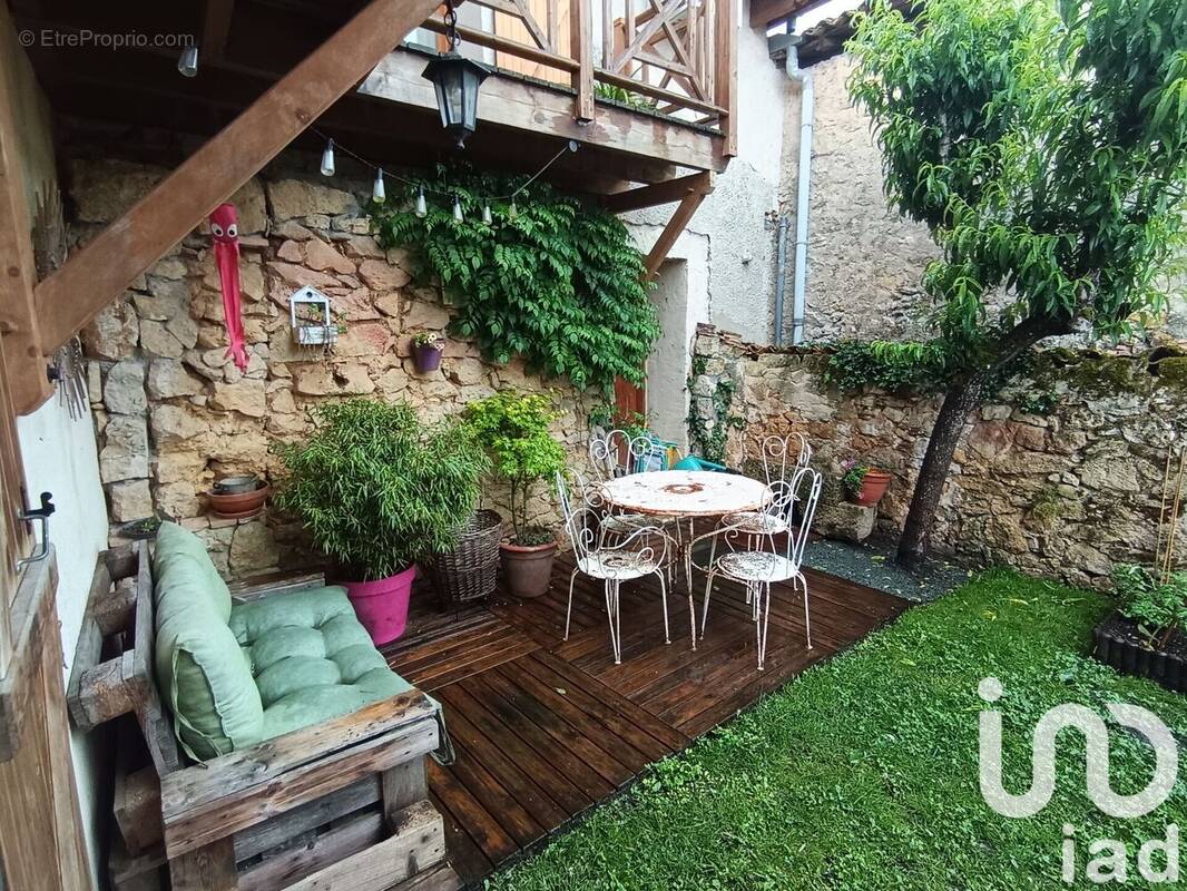 Photo 1 - Maison à ILLATS
