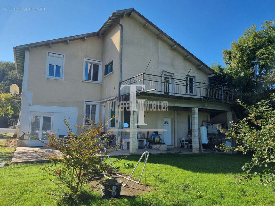 Maison à MARSAC-SUR-L&#039;ISLE