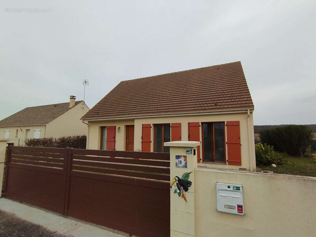 Maison à MARBOUE