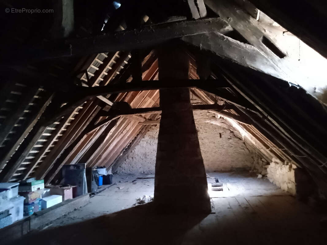 Appartement à AYEN