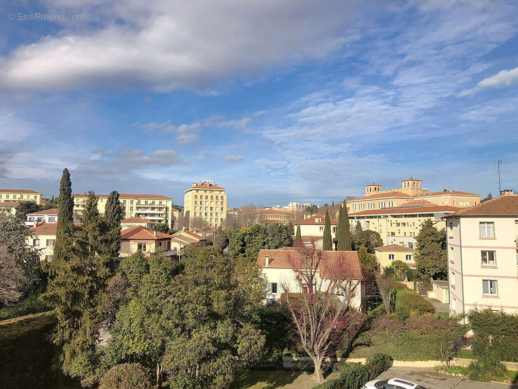 Appartement à AIX-EN-PROVENCE